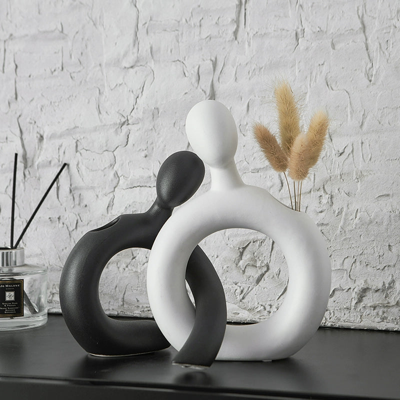 Abstract figures, ceramic vases, niche, high-end living room, TV cabinets, wine cabinets, decorations, peanut birthday gifts