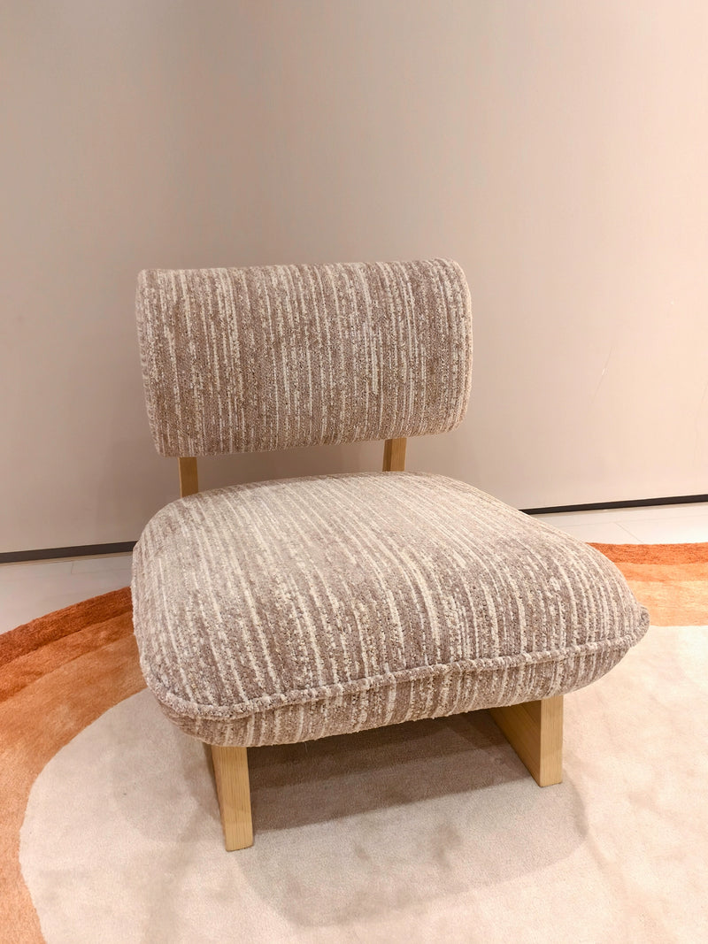 Neville wabi-sabi style single chair fabric small apartment living room home lounge chair design creative sofa chair simple and modern